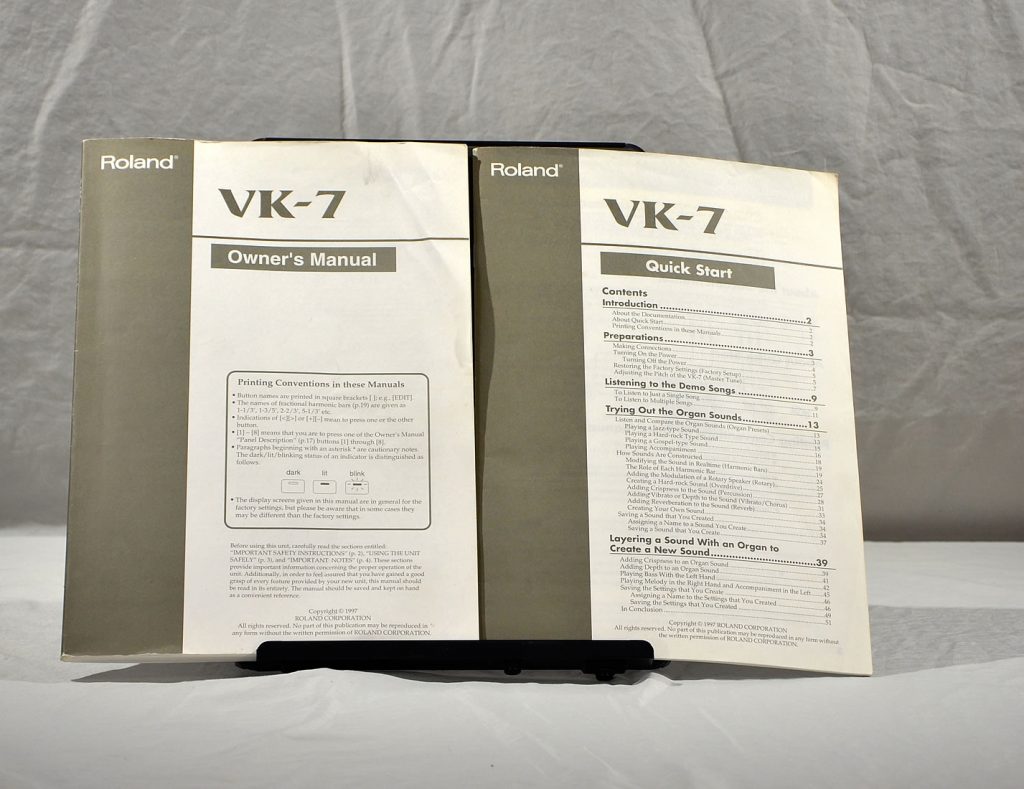 Roland VK7 Vintage guitars and amps
