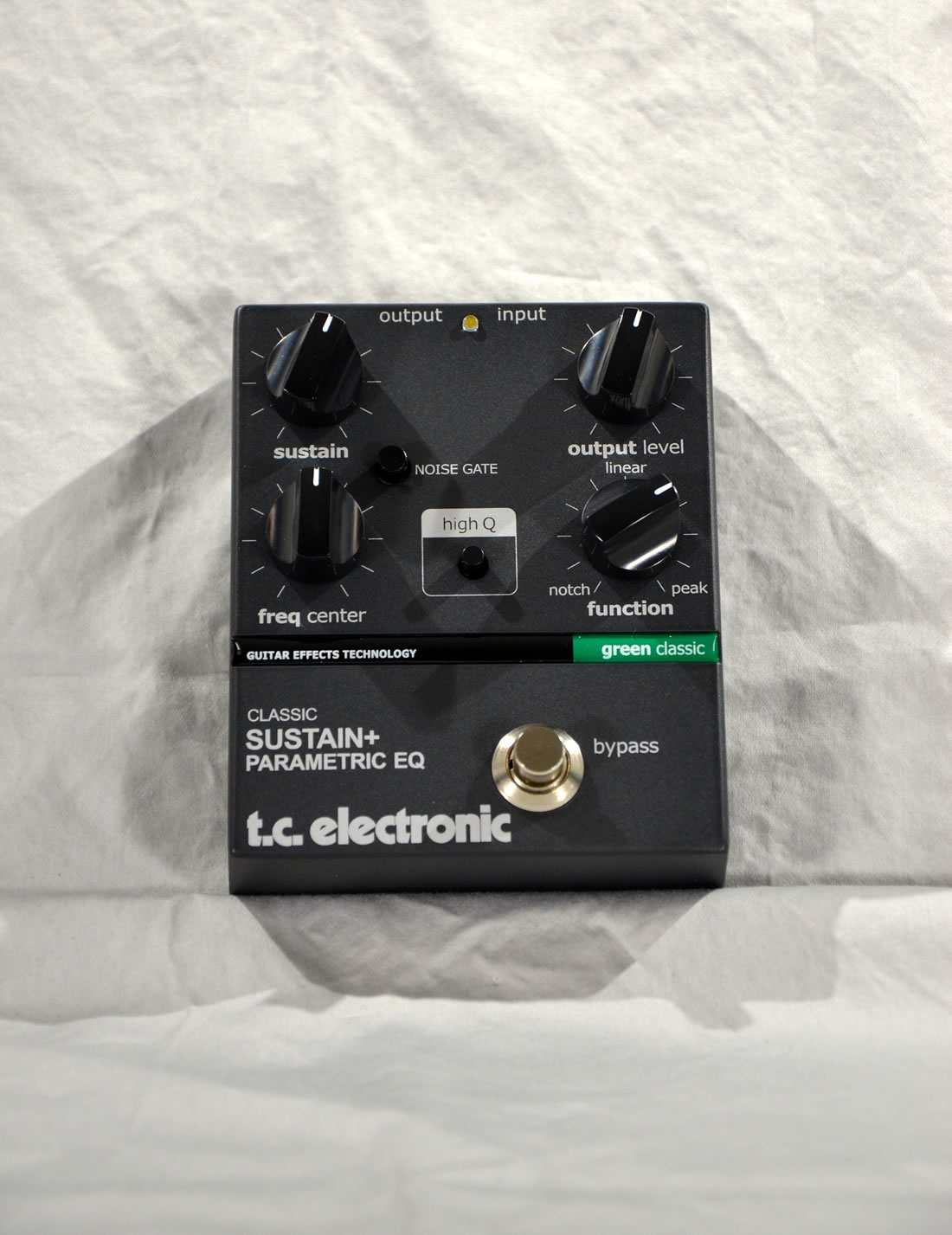 t. c. electronics Classic Sustain + Parametric EQ