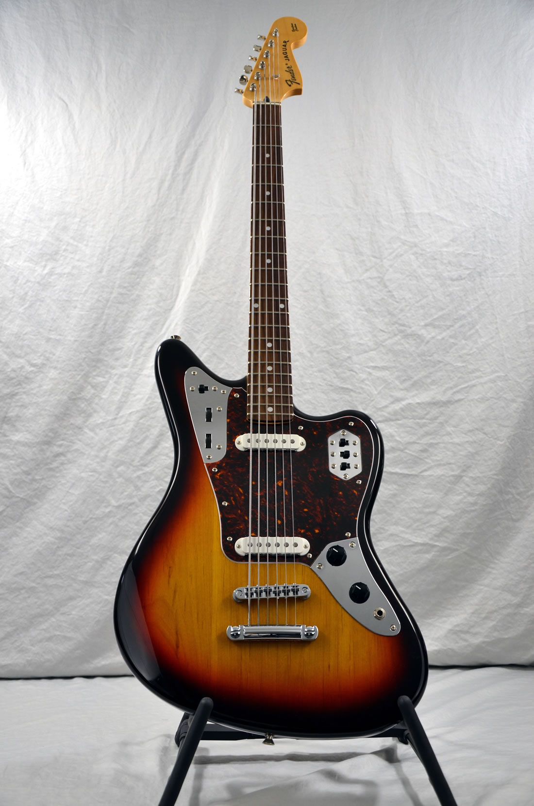 Fender Jaguar Baritone Bass